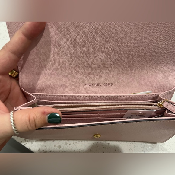 Pink Michael Kors Wallet NWT - Picture 2 of 6